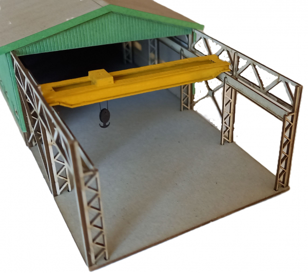 Stahlbauhalle mit Brückenkran