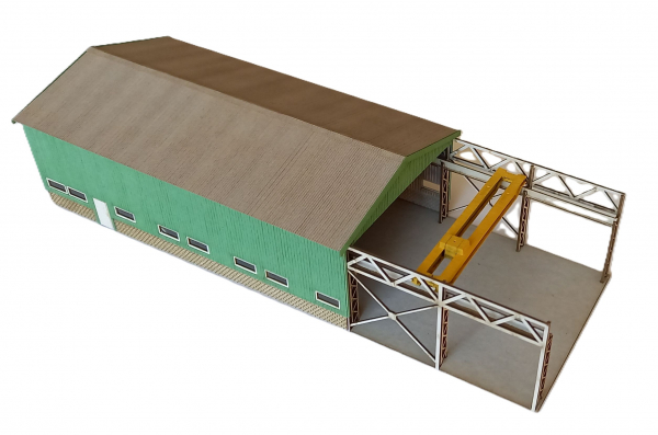 Stahlbauhalle mit Brückenkran