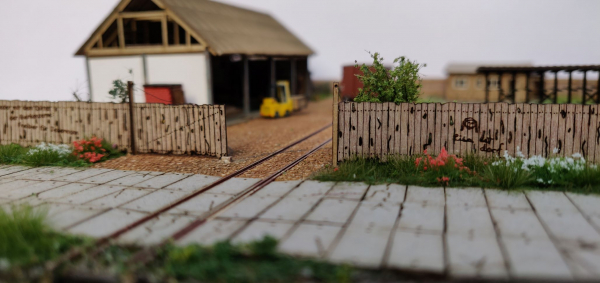 Bretterzaun für Gewerbeareale, ländliche Umfriedungen