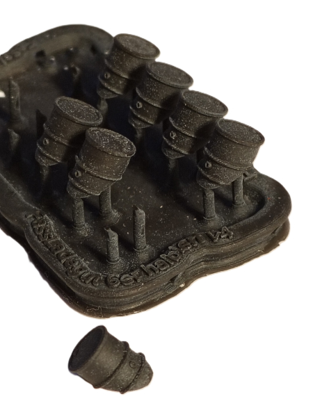 12 Stck. angeschnittene Stahlfässer