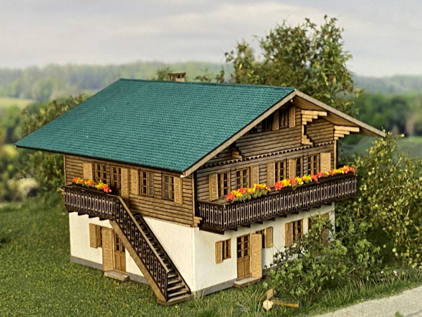 Berner Chalet B1 - Bergkristall