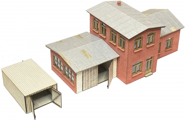 Zweigeschossiges Wohnhaus mit Anbau und Werkstattgebäude